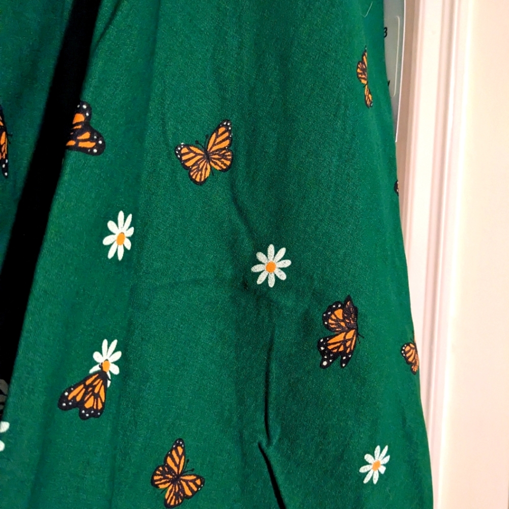 Unique vintage green butterfly skirt size L (nwt)